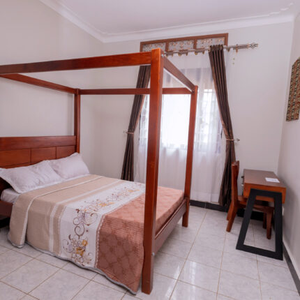 Bwindi – Simple Comfort
